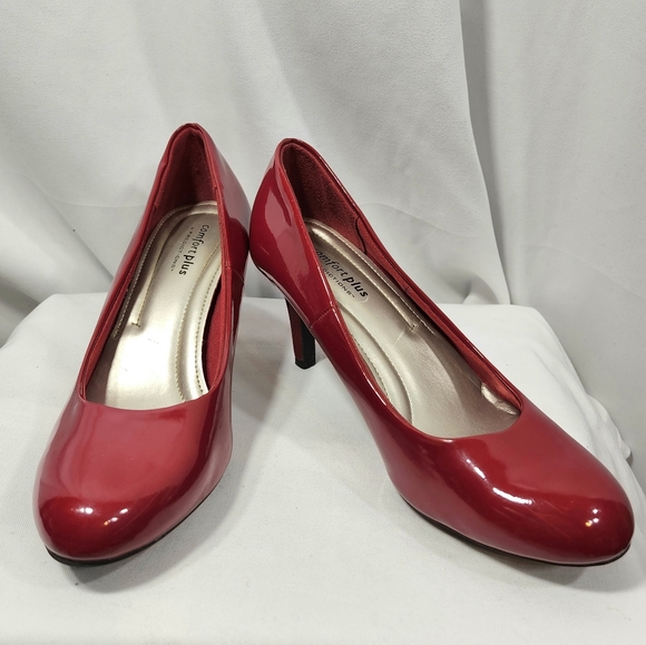 Comfort Plus by Predictions Red Heeled Pumps Size 8-1/2